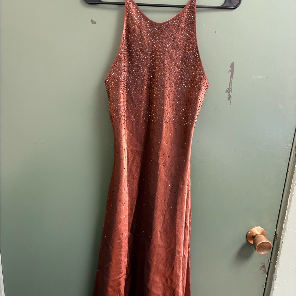 Elegant Brown Sleeveless Dress